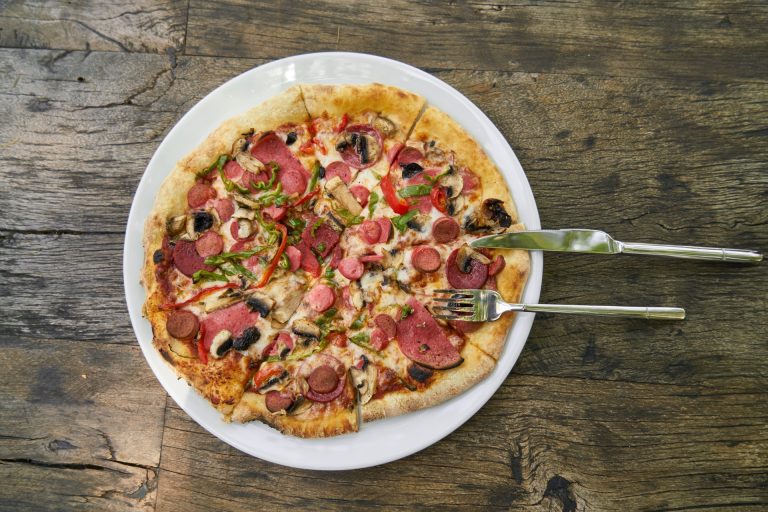 Cheese And Walnut Pizza Snack Recipe