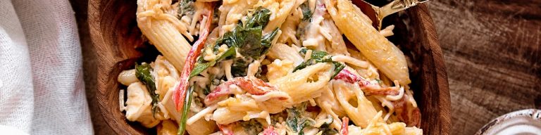 Creamy pasta with salmon