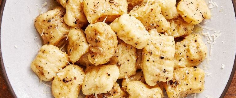 Cacio e Pepe Potato Gnocchi