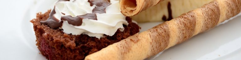 White Chocolate-Banana Split “Cake”