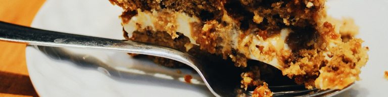 Coffee And Dessert: How To Make This Perfect Tiramisù