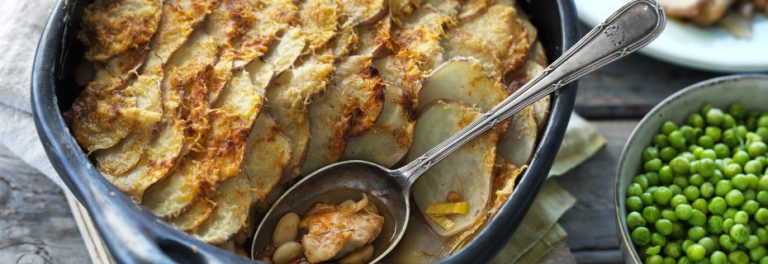CHICKEN, POTATO & CANNELLINI BAKE