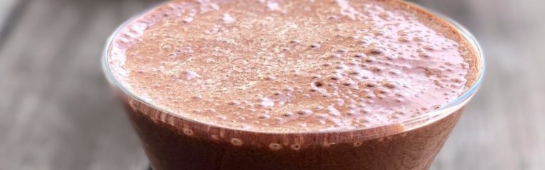 fruit-sweetened dark cocoa smoothie