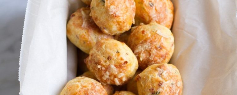 {Gougères} Pancetta Fontina Cheese Puffs