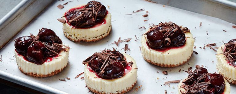 Dark chocolate-cherry cheesecakes