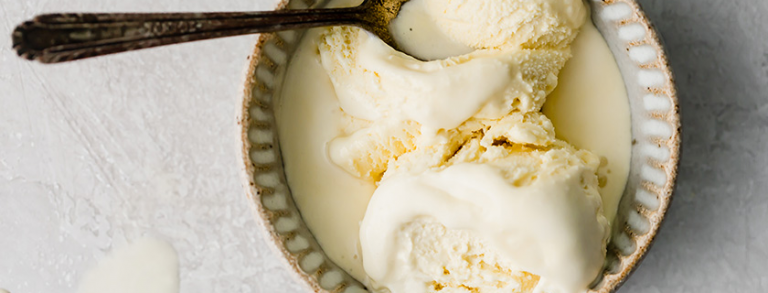 HOMEMADE VANILLA ICE CREAM RECIPE