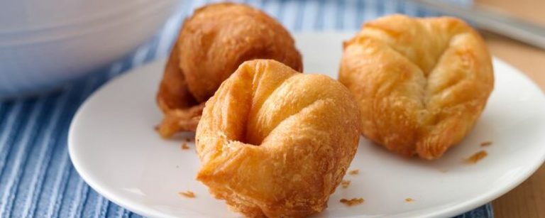 Cream Cheese-Crescent Wontons