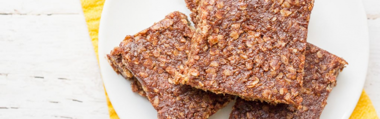 HEALTHIER NO-BAKE COOKIE BARS