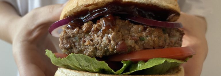 CHILLI BEAN BURGER