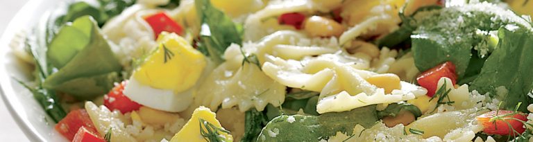 PASTA SALAD WITH TOMATOES, ARUGULA, PINE NUTS AND HERBS