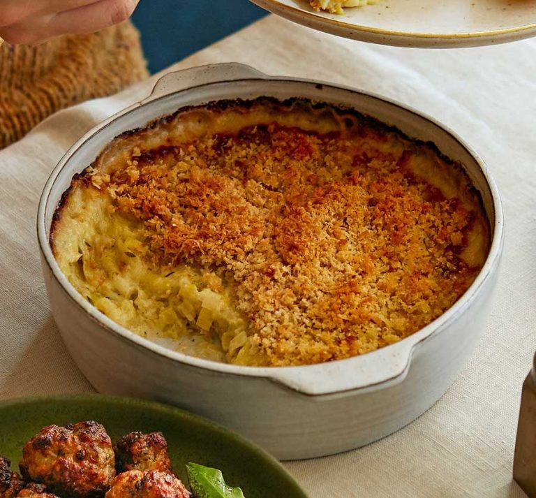 Easy cheesy leeks
