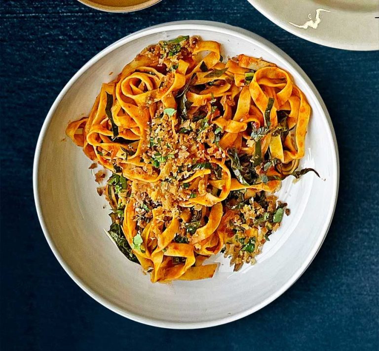 Nduja & spring greens pasta