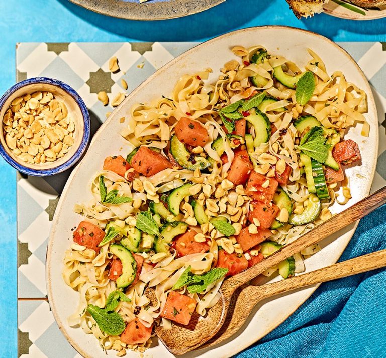  Spicy cucumber & watermelon salad