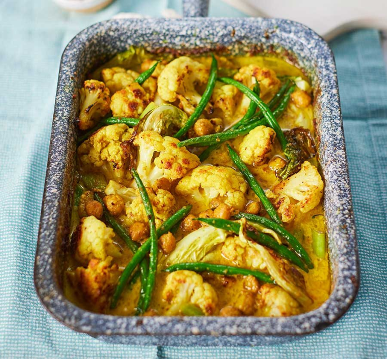 Baked veggie korma